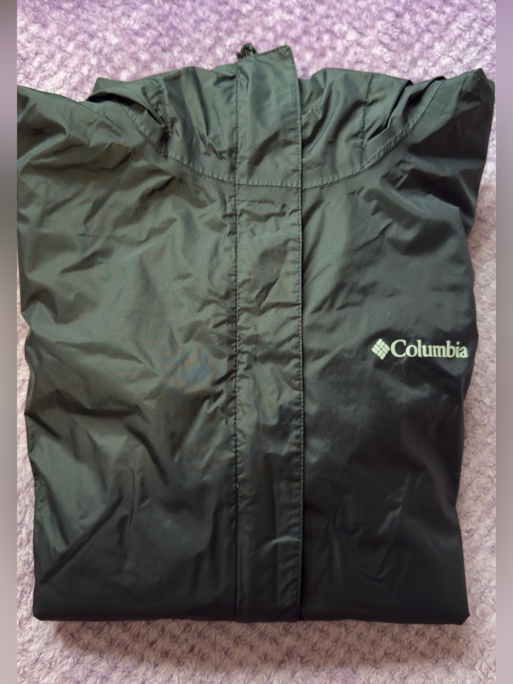 Columbia Black Hooded Packable Jacket. GUC. Size M - Picture 10 of 10